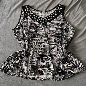 Black and White graphic top with silver studs and grommets